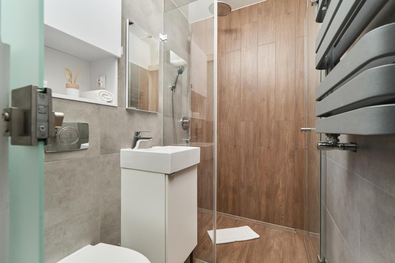 Apartment Center By Renters
