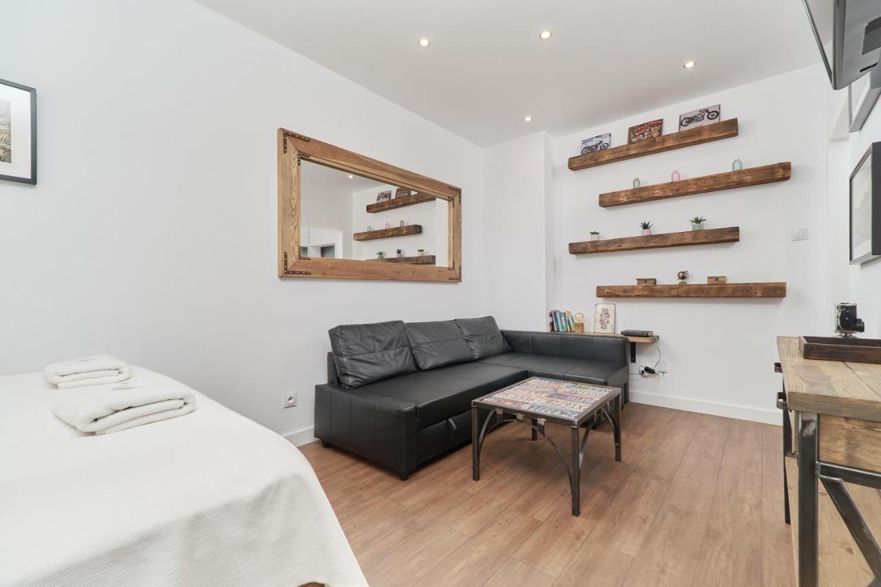 Apartment Center By Renters *